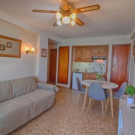 Sleeps 3 With Wifi Appartamento
